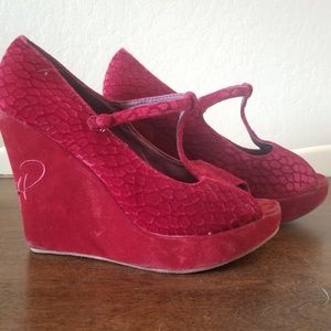 Ed Hardy Shoes - Ed Hardy Wedges Ed Hardy Shoes - Ed Hardy Wedges